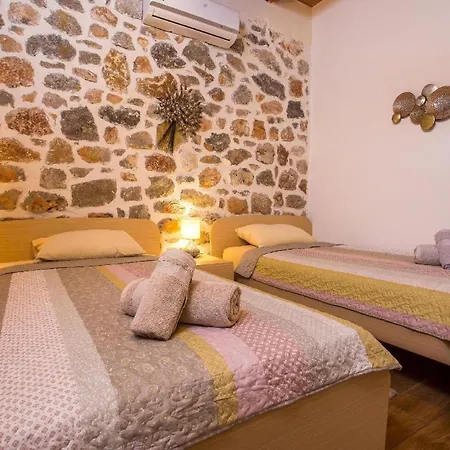 Ferienhaus Mit Privatpool Fuer 6 Personen Ca 110 Qm In Kolimpia, Dodekanes Rhodos Ferienhaus Kolymbia
