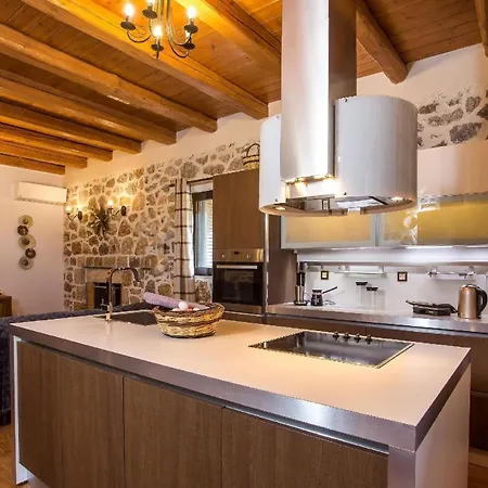 Ferienhaus Mit Privatpool Fuer 6 Personen Ca 110 Qm In Kolimpia, Dodekanes Rhodos קולימביה