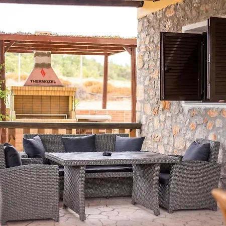 Ferienhaus Mit Privatpool Fuer 6 Personen Ca 110 Qm In Kolimpia, Dodekanes Rhodos בית נופש *